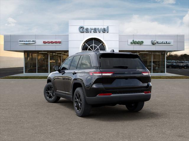 2026 Jeep Grand Cherokee GRAND CHEROKEE LAREDO ALTITUDE 4X4