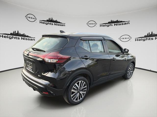2022 Nissan Kicks SV Xtronic CVT