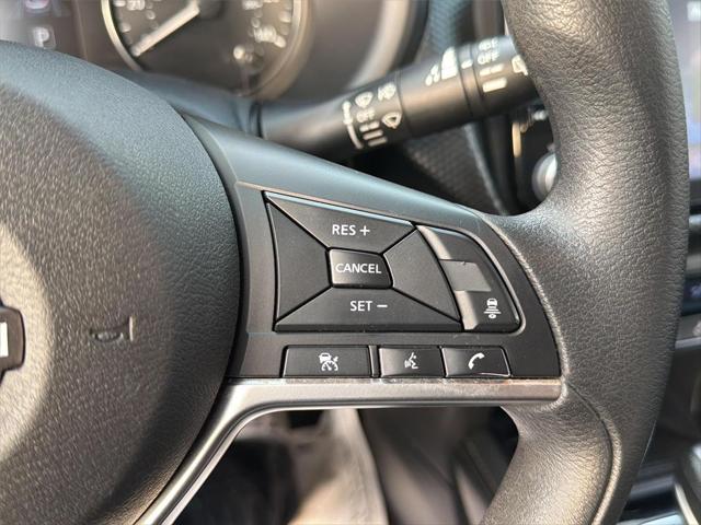 2022 Nissan Kicks SV Xtronic CVT