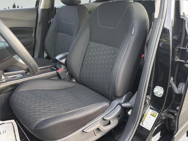 2022 Nissan Kicks SV Xtronic CVT