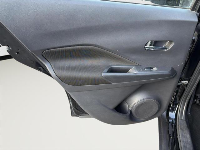 2022 Nissan Kicks SV Xtronic CVT