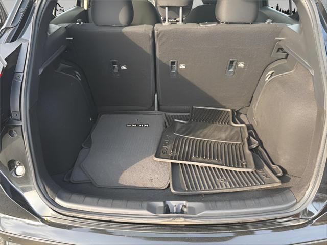 2022 Nissan Kicks SV Xtronic CVT