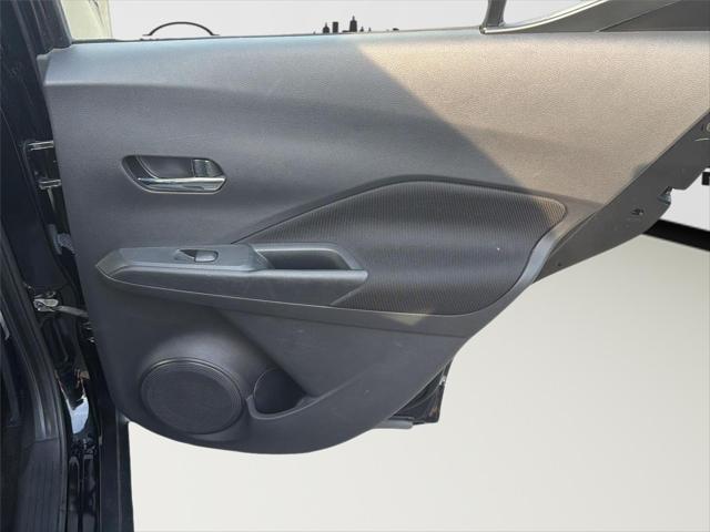 2022 Nissan Kicks SV Xtronic CVT
