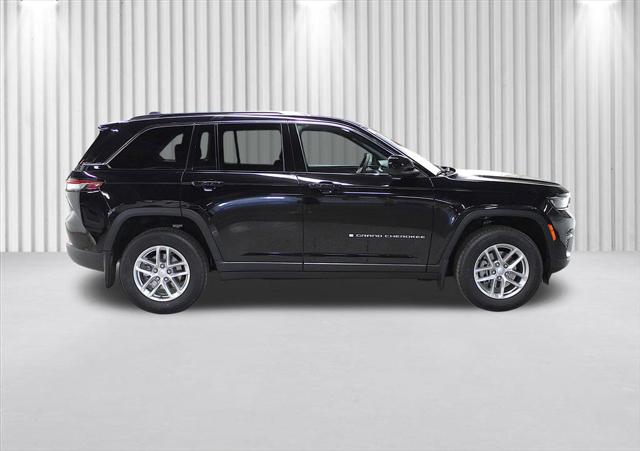 2026 Jeep Grand Cherokee GRAND CHEROKEE LAREDO X 4X4 2026 Jeep Grand Cherokee GRAND CHEROKEE LAREDO X 4X4