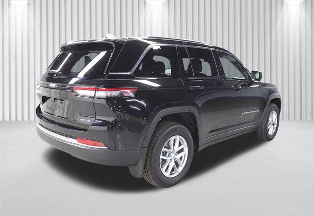 2026 Jeep Grand Cherokee GRAND CHEROKEE LAREDO X 4X4 2026 Jeep Grand Cherokee GRAND CHEROKEE LAREDO X 4X4