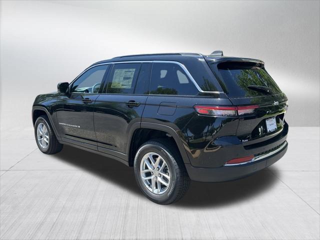 2026 Jeep Grand Cherokee Altitude 4x2