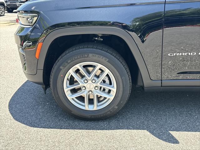 2026 Jeep Grand Cherokee Altitude 4x2