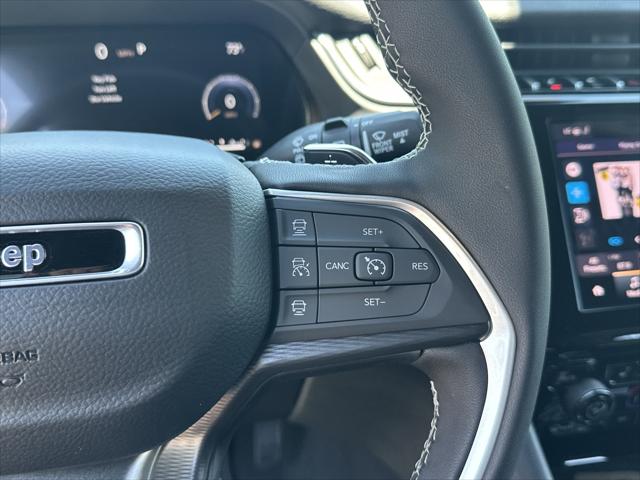 2026 Jeep Grand Cherokee Altitude 4x2