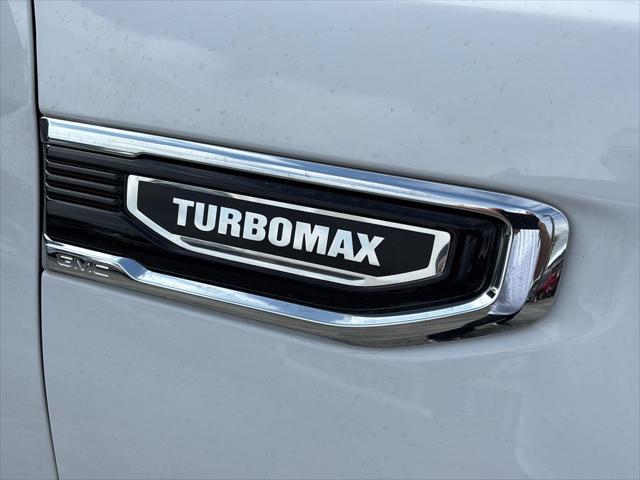 2025 GMC Sierra 1500 4WD Crew Cab Short Box SLE