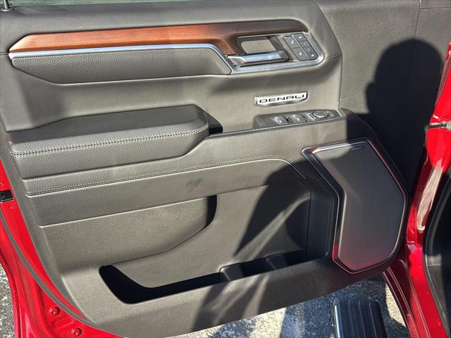 2024 GMC Sierra 1500 4WD Crew Cab Short Box Denali