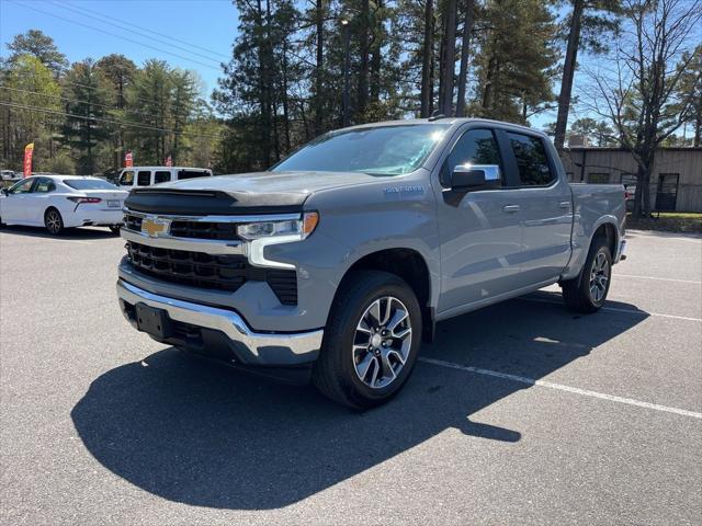 2024 Chevrolet Silverado 1500 4WD Crew Cab Short Bed LT with 2FL