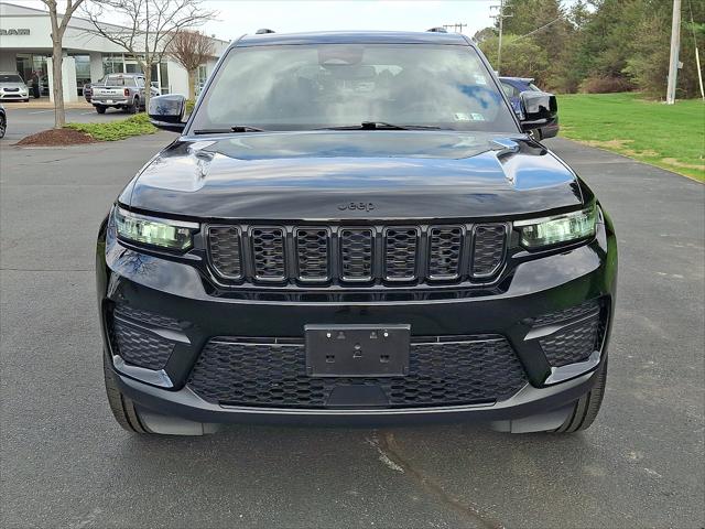 2023 Jeep Grand Cherokee Altitude 4x4 2023 Jeep Grand Cherokee Altitude 4x4