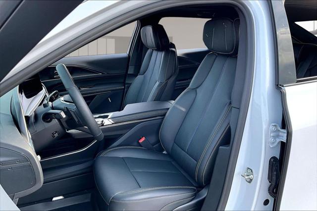 2026 Cadillac iQ Luxury AWD