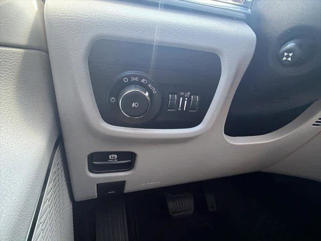 2023 Jeep Grand Cherokee L Overland 4x4