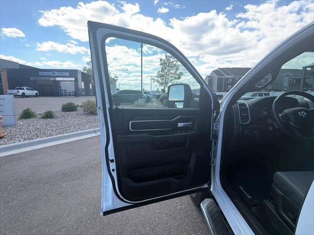 2024 Ram 2500 Big Horn Crew Cab 4x4 6'4" Box