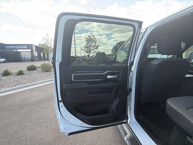 2024 Ram 2500 Big Horn Crew Cab 4x4 6'4" Box