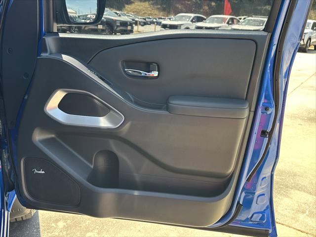 2024 Nissan Frontier Crew Cab Long Bed SV 4x2