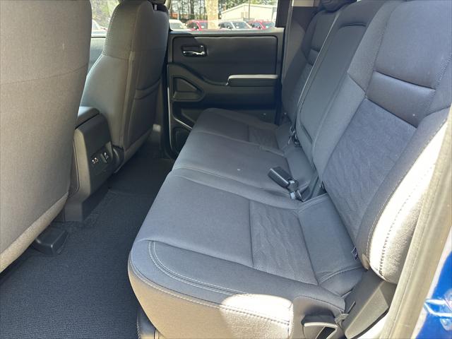 2024 Nissan Frontier Crew Cab Long Bed SV 4x2