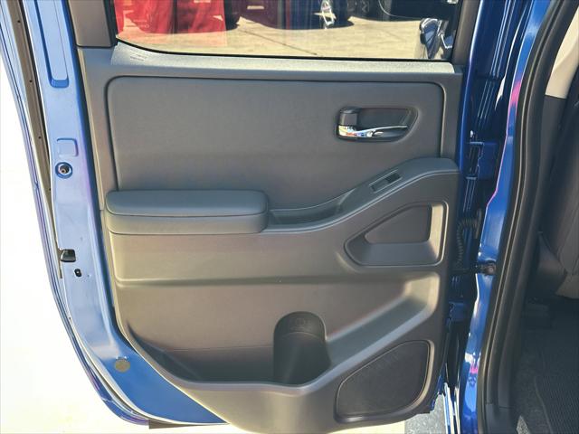 2024 Nissan Frontier Crew Cab Long Bed SV 4x2