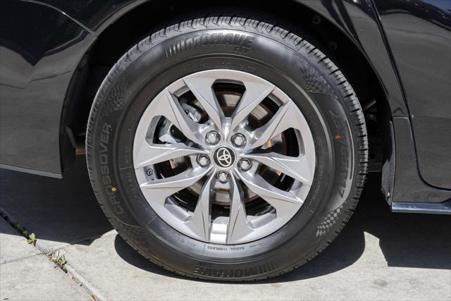 2023 Toyota Sienna LE