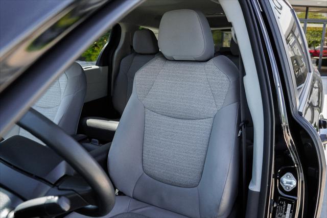 2023 Toyota Sienna LE