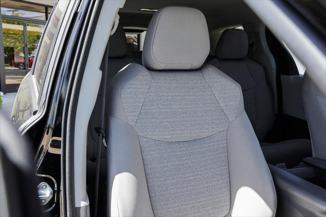 2023 Toyota Sienna LE