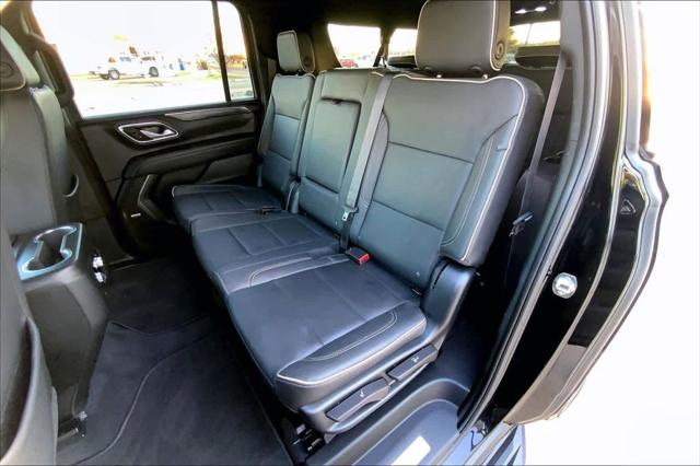 2023 GMC Yukon XL 4WD SLT