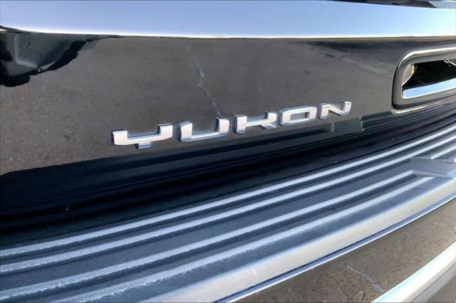 2023 GMC Yukon XL 4WD SLT