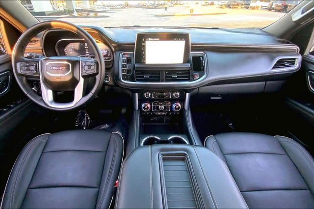 2023 GMC Yukon XL 4WD SLT