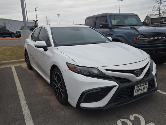 2024 Toyota Camry SE