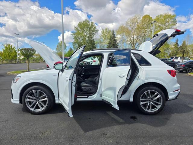 2023 Audi Q3 Premium Plus 45 TFSI S line quattro Tiptronic