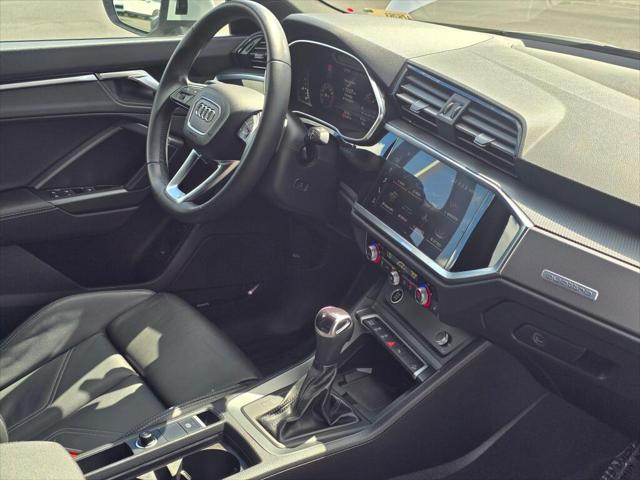 2023 Audi Q3 Premium Plus 45 TFSI S line quattro Tiptronic