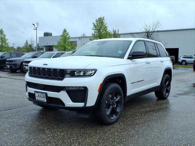 2026 Jeep Grand Cherokee GRAND CHEROKEE LAREDO ALTITUDE 4X4
