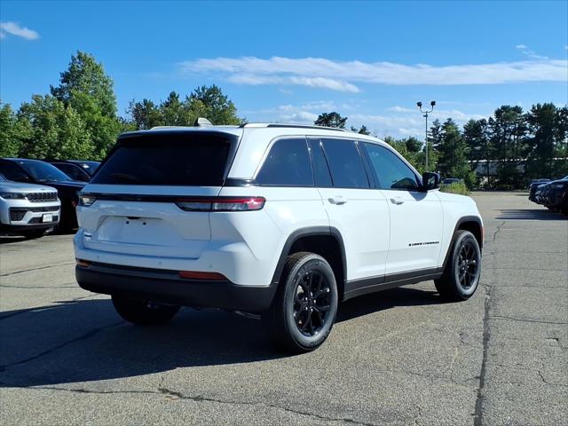 2026 Jeep Grand Cherokee GRAND CHEROKEE LAREDO ALTITUDE 4X4 2026 Jeep Grand Cherokee GRAND CHEROKEE LAREDO ALTITUDE 4X4
