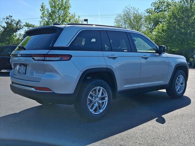2026 Jeep Grand Cherokee GRAND CHEROKEE LAREDO X 4X4 2026 Jeep Grand Cherokee GRAND CHEROKEE LAREDO X 4X4