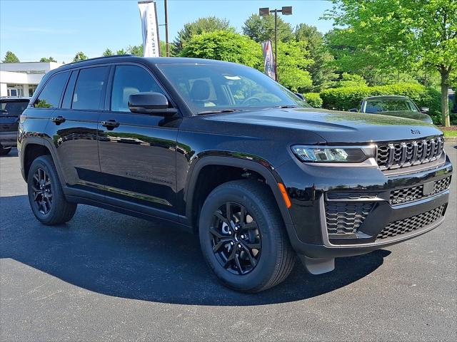 2026 Jeep Grand Cherokee GRAND CHEROKEE LAREDO ALTITUDE 4X4 2026 Jeep Grand Cherokee GRAND CHEROKEE LAREDO ALTITUDE 4X4