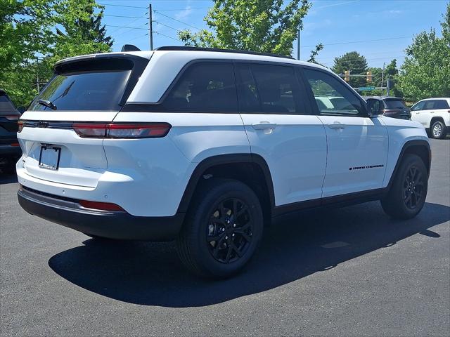 2026 Jeep Grand Cherokee GRAND CHEROKEE LAREDO ALTITUDE 4X4