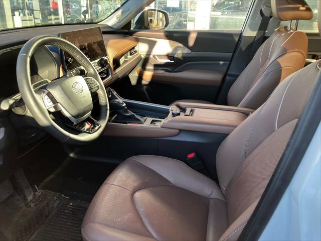 2024 Toyota Grand Highlander Platinum