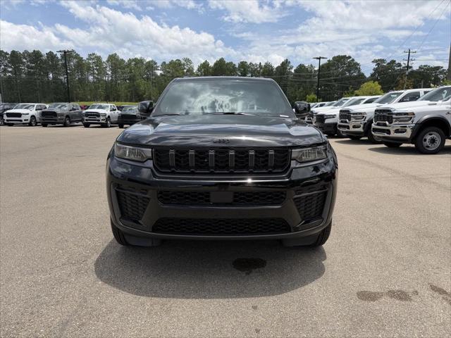 2026 Jeep Grand Cherokee GRAND CHEROKEE LAREDO ALTITUDE 4X2