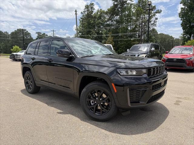 2026 Jeep Grand Cherokee GRAND CHEROKEE LAREDO ALTITUDE 4X2
