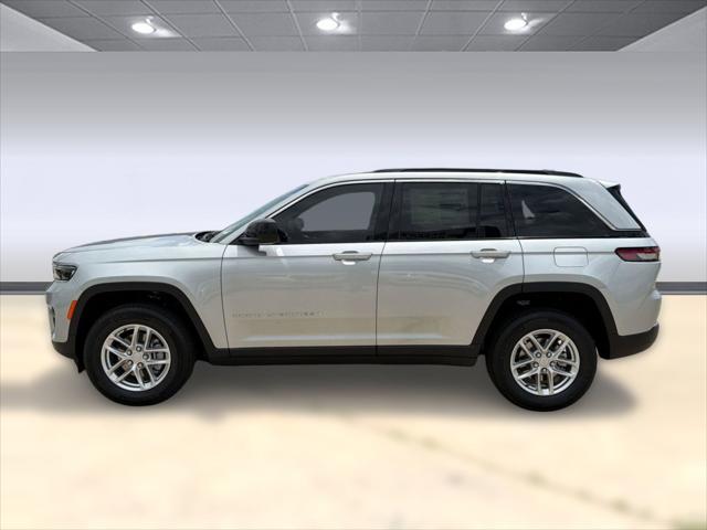 2026 Jeep Grand Cherokee GRAND CHEROKEE LAREDO 4X2 2026 Jeep Grand Cherokee GRAND CHEROKEE LAREDO 4X2