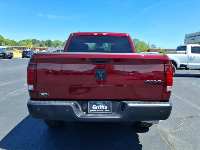 2024 Ram 1500 Classic Warlock Crew Cab 4x4 5'7" Box