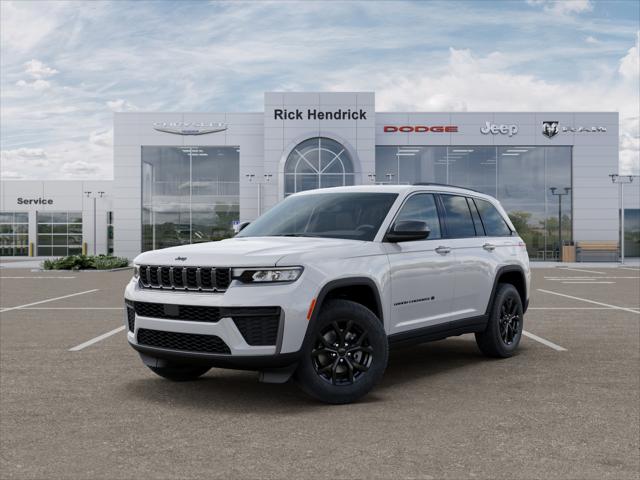 New 2026 Bright White Clear-Coat Exterior Paint Jeep Laredo Altitude image 27