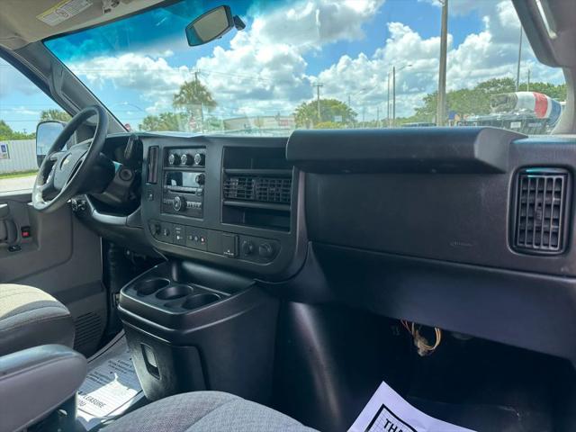 2016 Chevrolet Express LT