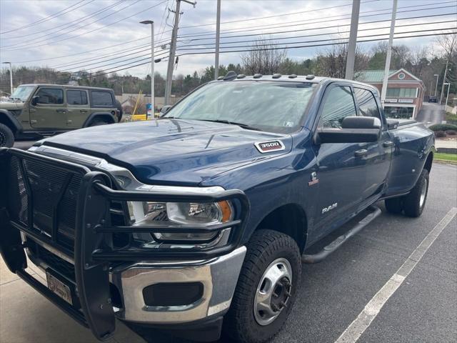 2020 RAM 3500 Tradesman Crew Cab 4x4 8 Box