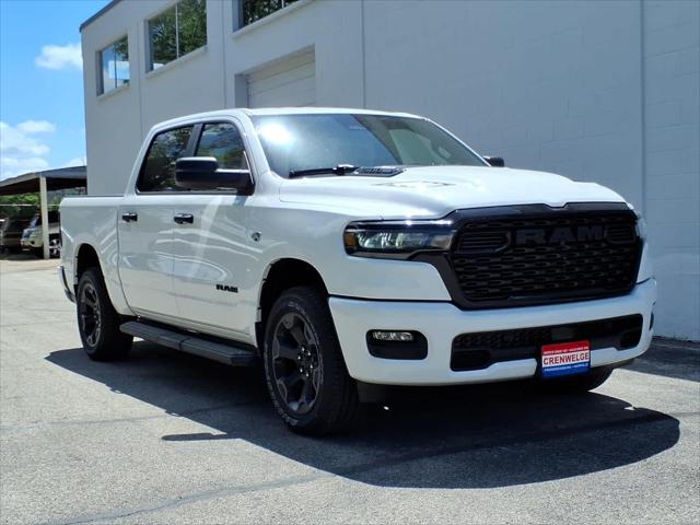 2026 RAM 1500 RAM 1500 EXPRESS CREW CAB 4X4 57 BOX
