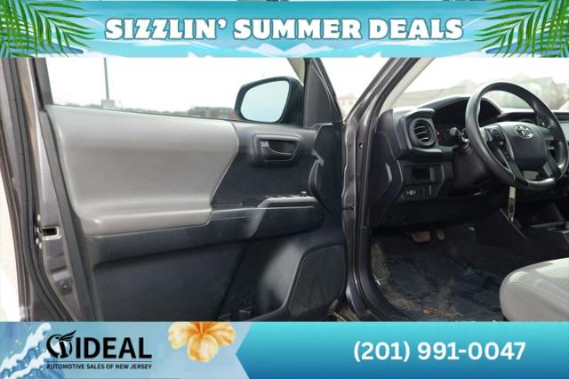 2016 Toyota Tacoma SR