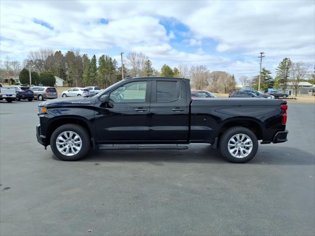 2020 Chevrolet Silverado 1500 4WD Double Cab Standard Bed Custom