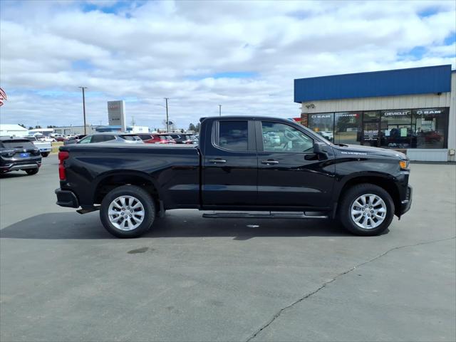2020 Chevrolet Silverado 1500 4WD Double Cab Standard Bed Custom