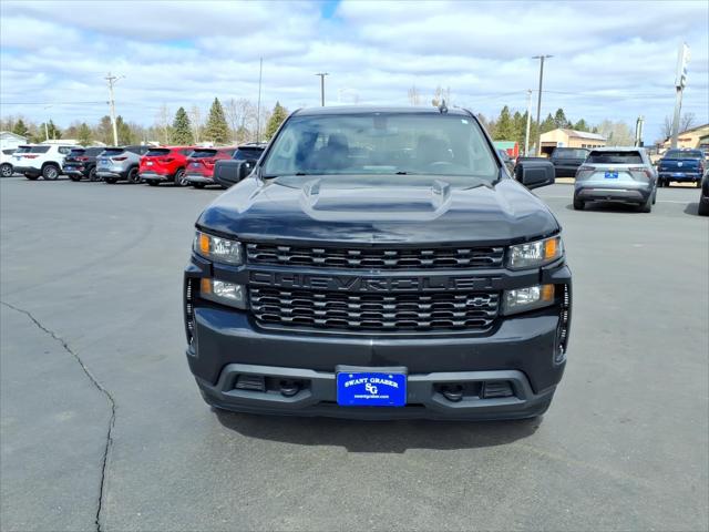 2020 Chevrolet Silverado 1500 4WD Double Cab Standard Bed Custom